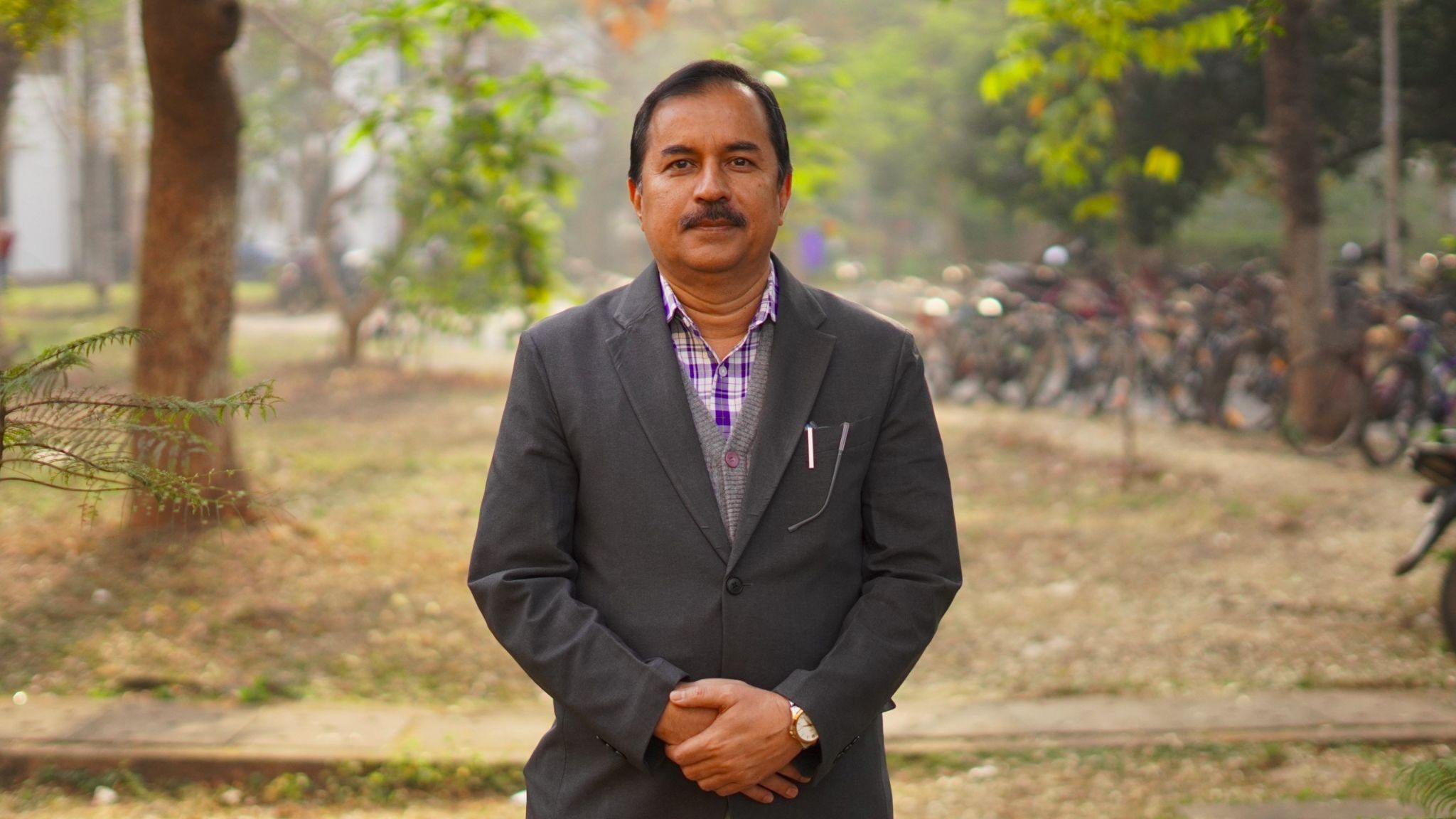 Dr. Arun Chakraborty